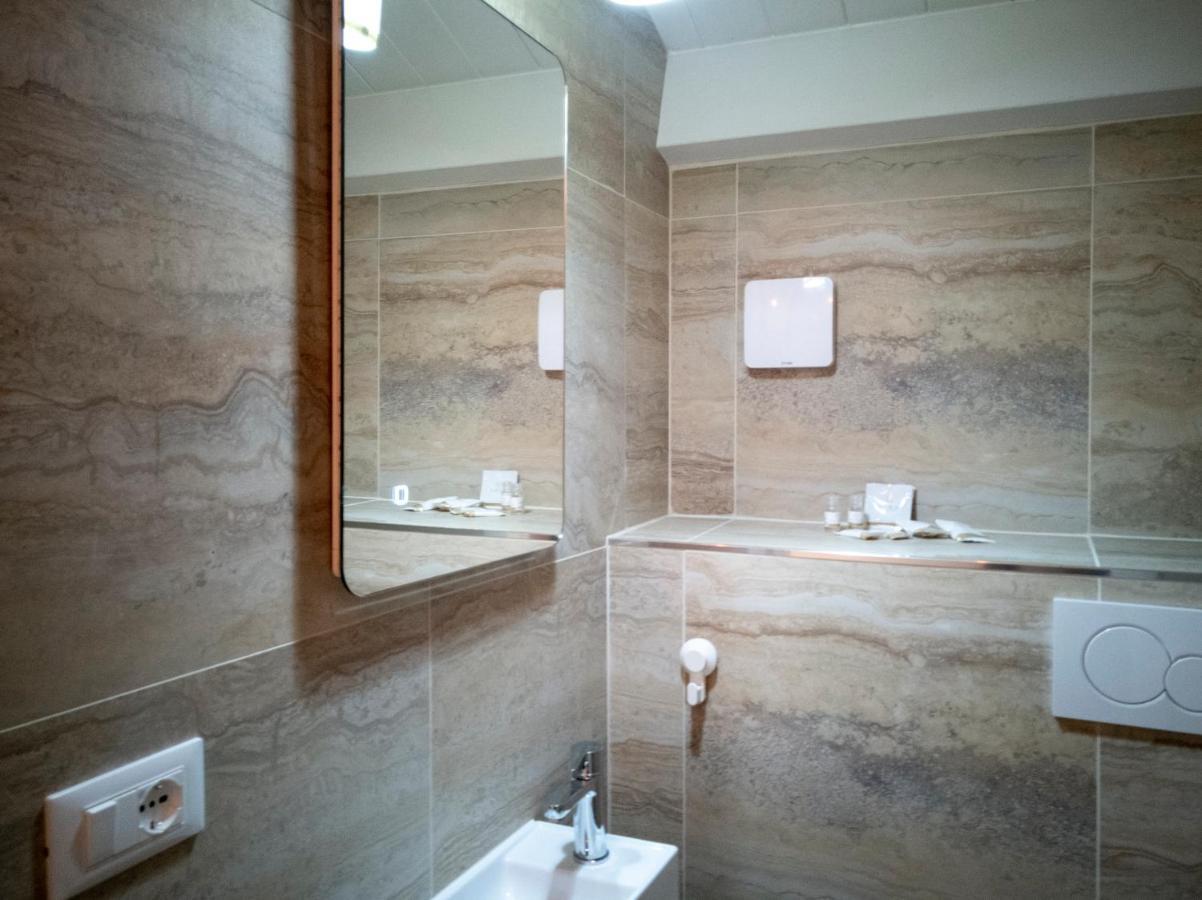 Camera Matrimoniale con Bagno Privato