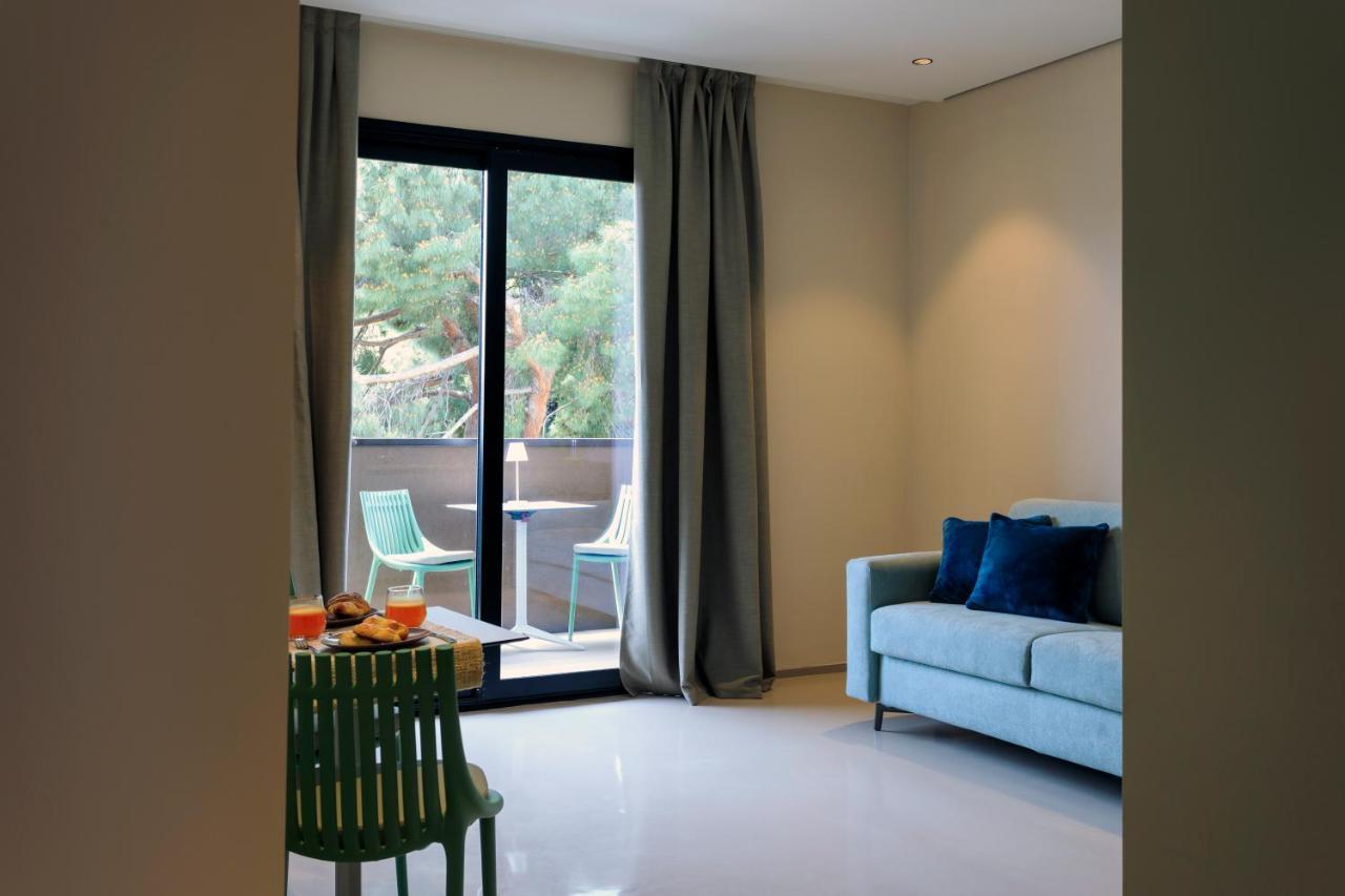 Deluxe Apartment