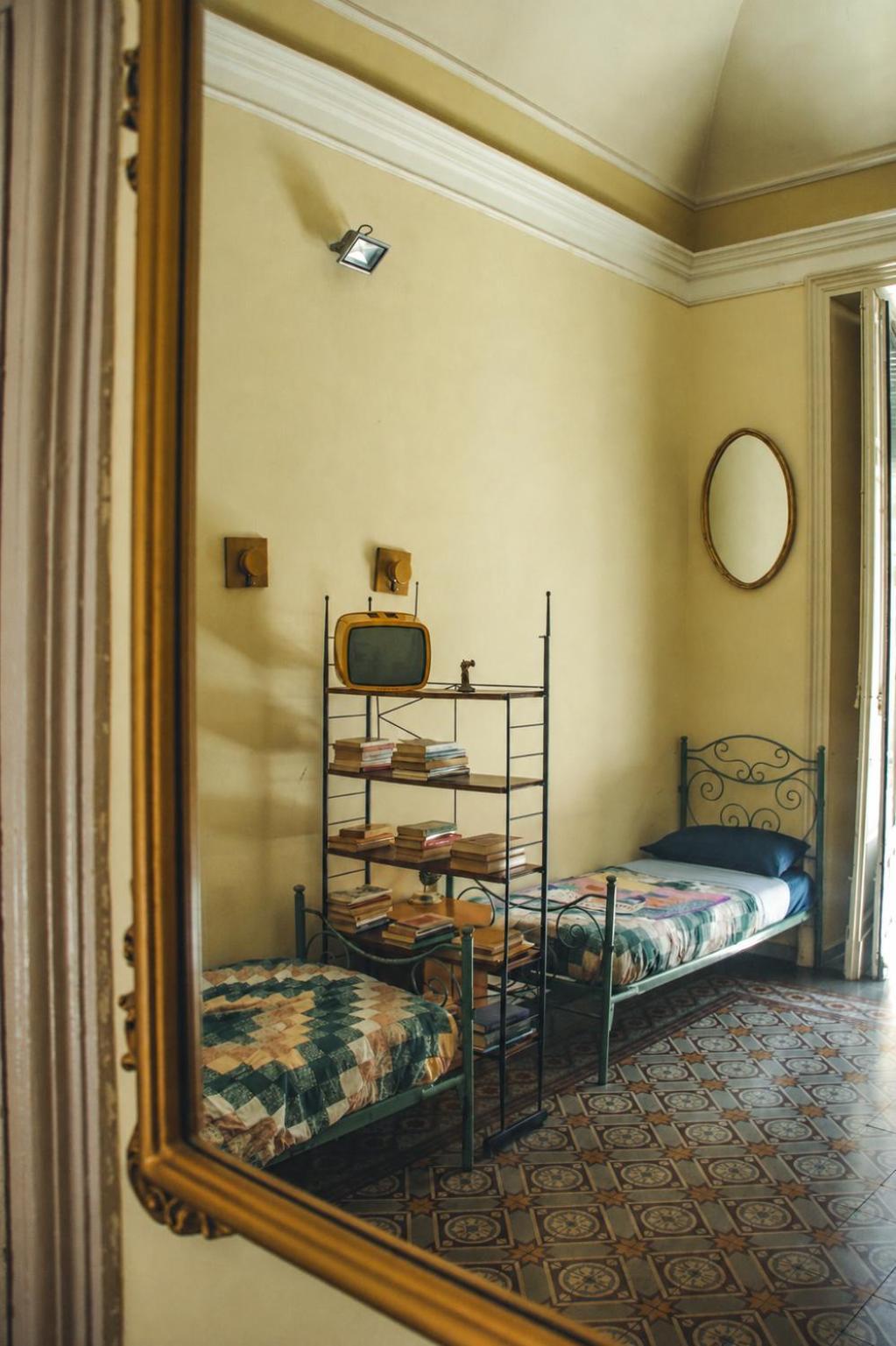 Posto Letto in Dormitorio Misto con 3 Letti