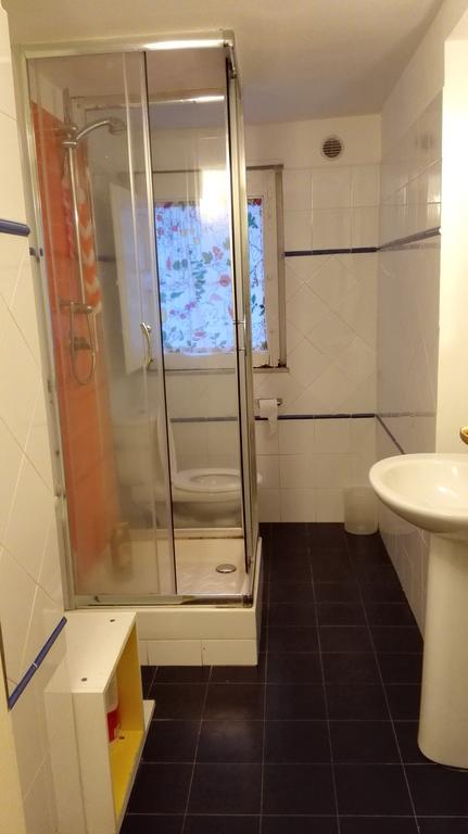 Posto Letto in Dormitorio Misto