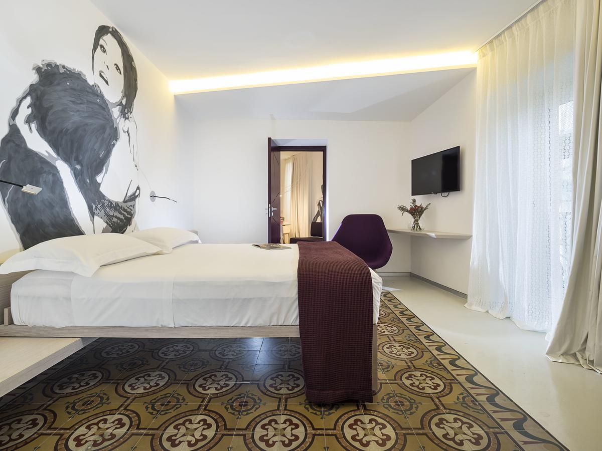 Standard Suite