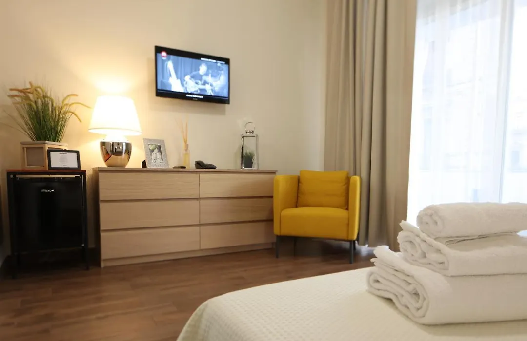 Khome Rooms & Apartment-1