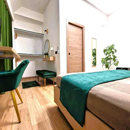 B&B One-2
