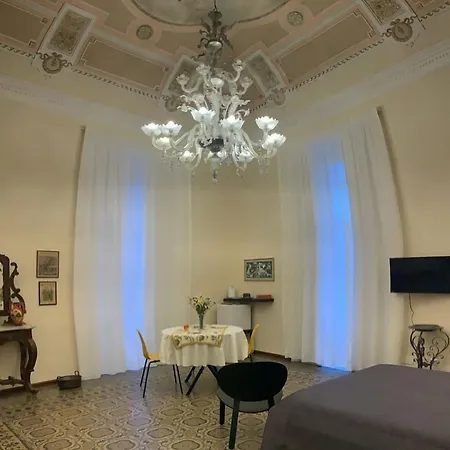 Lex Suites-3