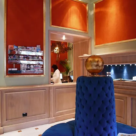 Hotel Royal-3