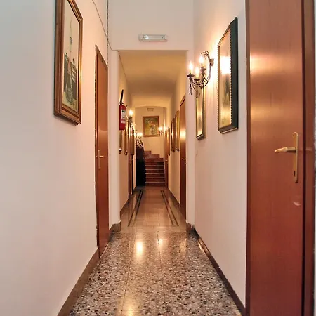 Crispi Rooms-2